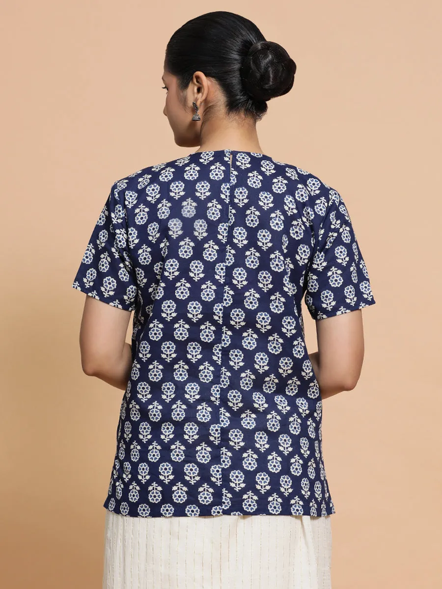 Priyanka x Rozaana | Short Sleeves Cotton Saree Blouse in Indigo Blue Flower Block Print Fabric