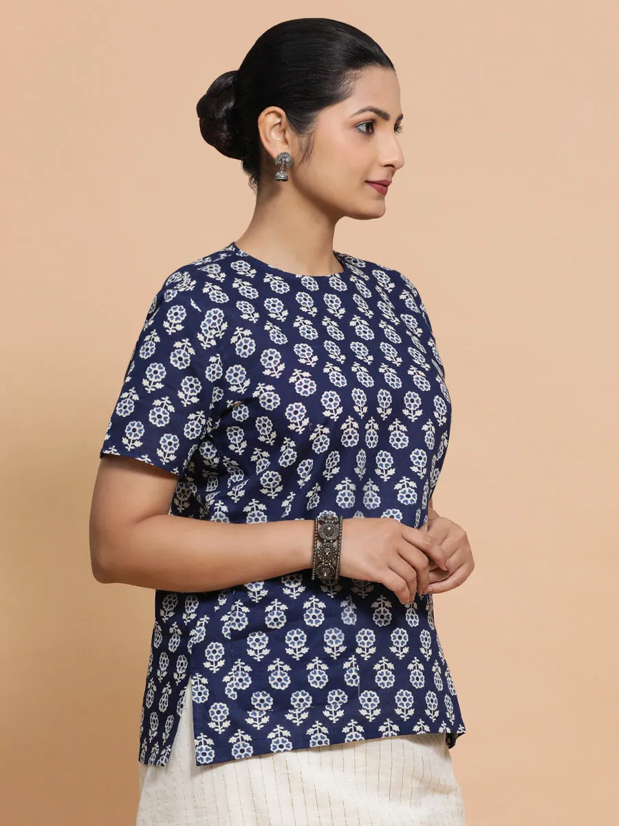 Priyanka x Rozaana | Short Sleeves Cotton Saree Blouse in Indigo Blue Flower Block Print Fabric
