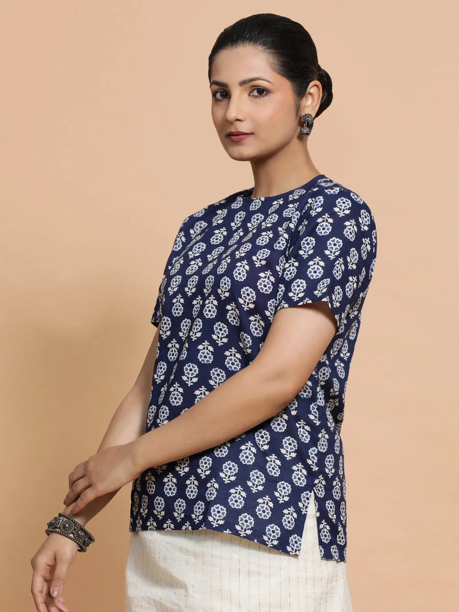 Priyanka x Rozaana | Short Sleeves Cotton Saree Blouse in Indigo Blue Flower Block Print Fabric