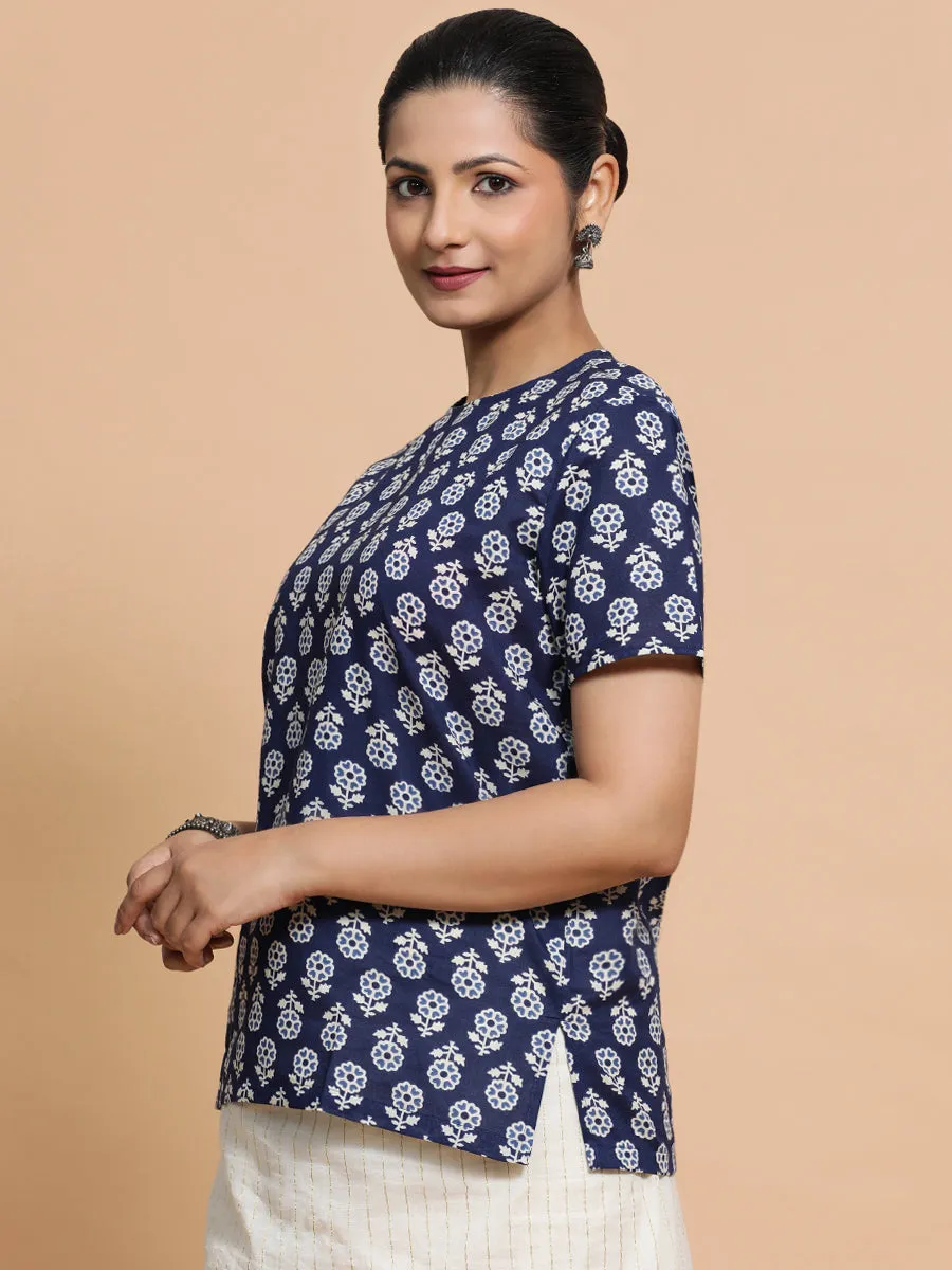 Priyanka x Rozaana | Short Sleeves Cotton Saree Blouse in Indigo Blue Flower Block Print Fabric