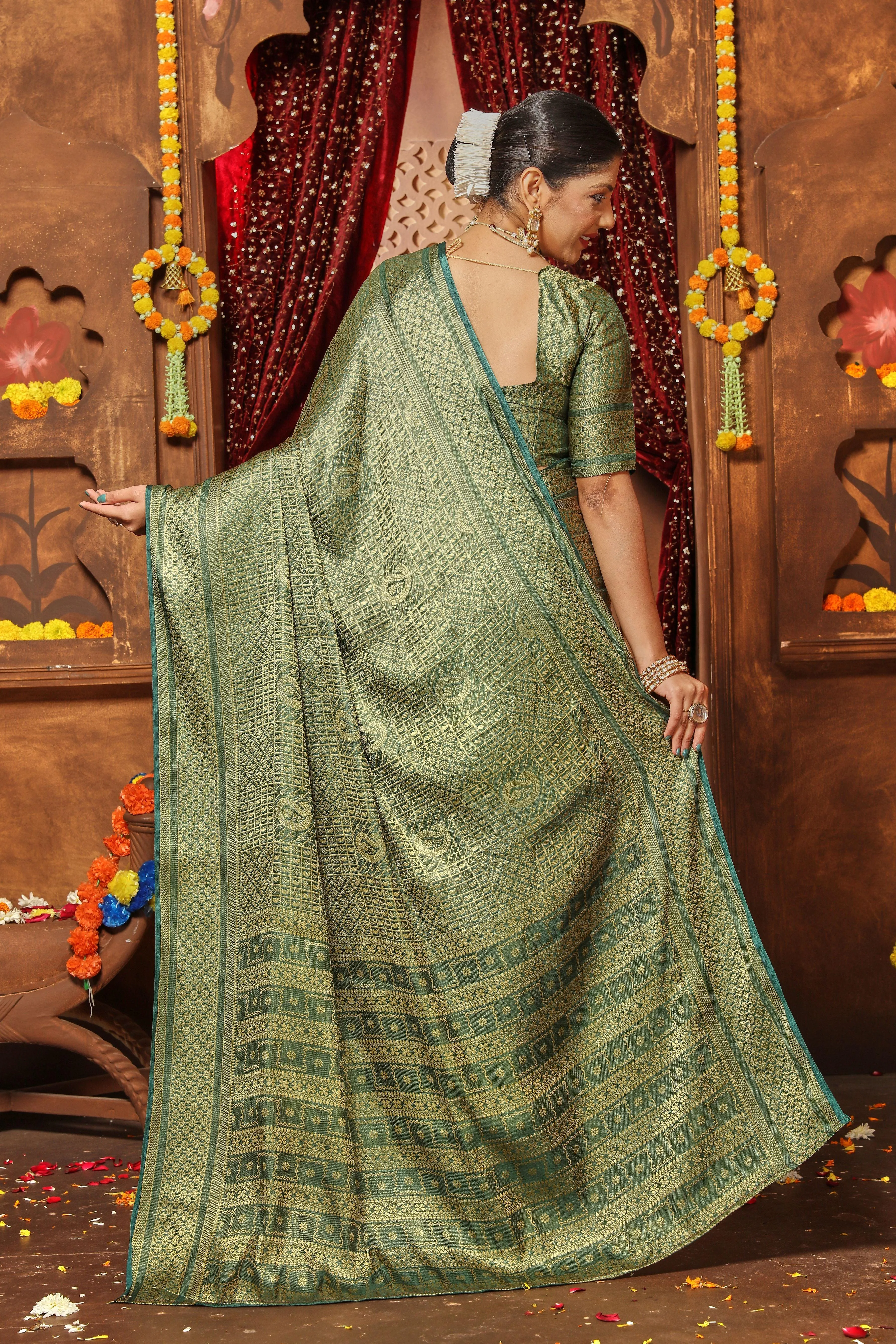 Refined Silk Fabrics: Full Zari Weave Splendor