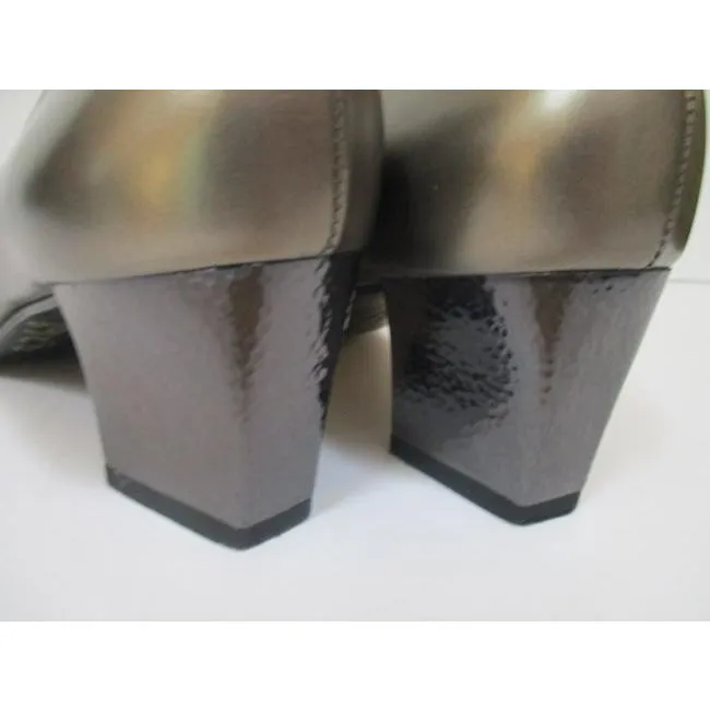 Salvatore Ferragamo Taupe Arizona Pumps Size Us